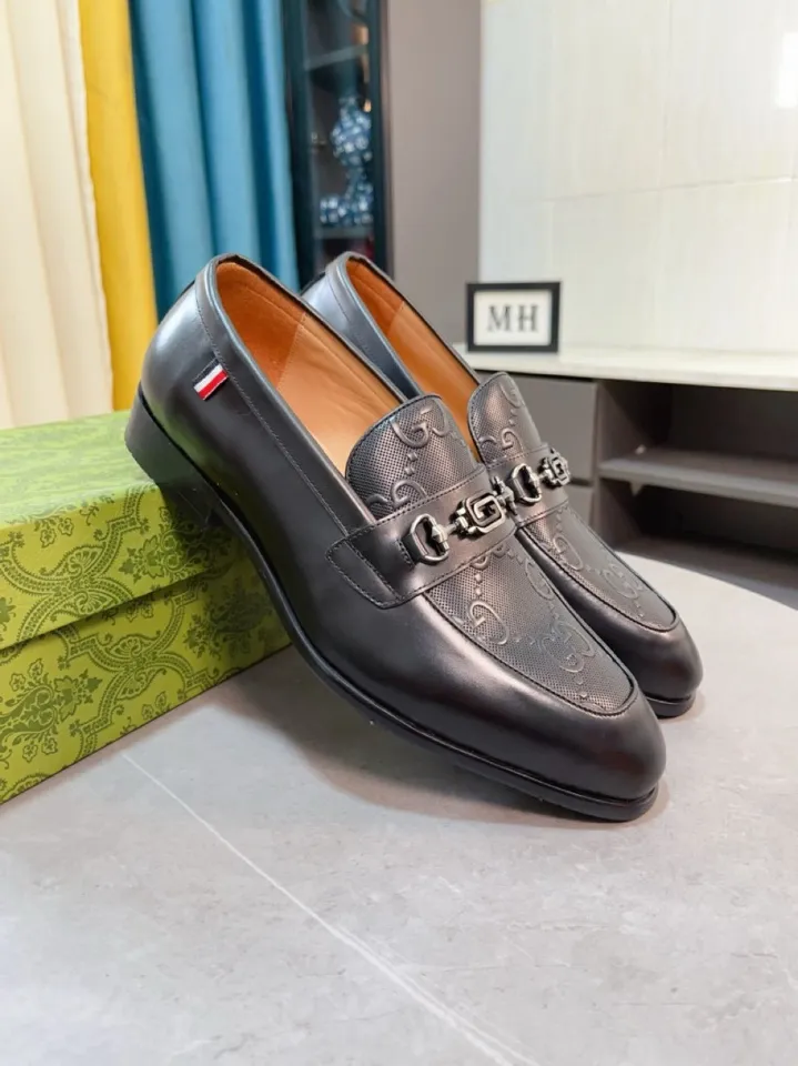 Men's shoes 💰500🌹🌹Niuli [GUCCI Gucci] A new style of formal men's leather shoes is coming~ The original quality upper is made of patent leather imported from Italy, the leather is soft and delicate, comfortable and soft first-layer cowhide lining, rubber wear-resistant outsole, the shoe shape is dignified and domineering, and the luxury charm cannot be concealed! The natural and free nouveau riche leads the trend. Code number: 38-44